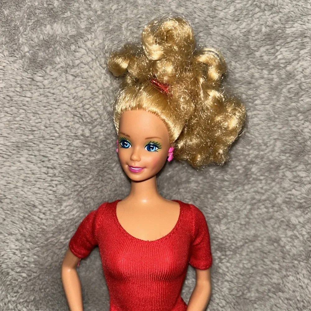 Vintage 1966 Barbie In Christmas Outfit‎ With Earrings E2